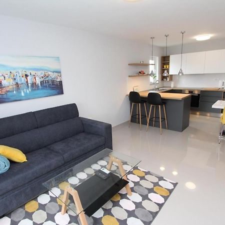 Apartment Sorriso 2 Rovinj Buitenkant foto