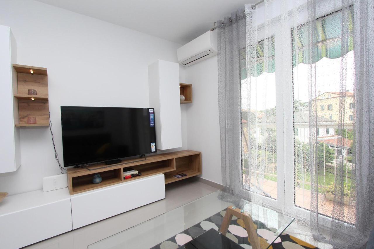 Apartment Sorriso 2 Rovinj Buitenkant foto
