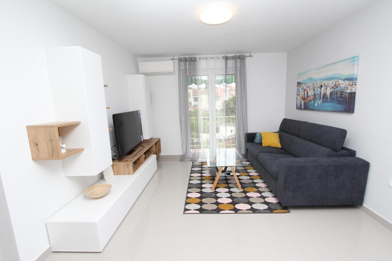 Apartment Sorriso 2 Rovinj Buitenkant foto